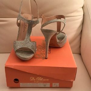 Silver Sparkle Pumps